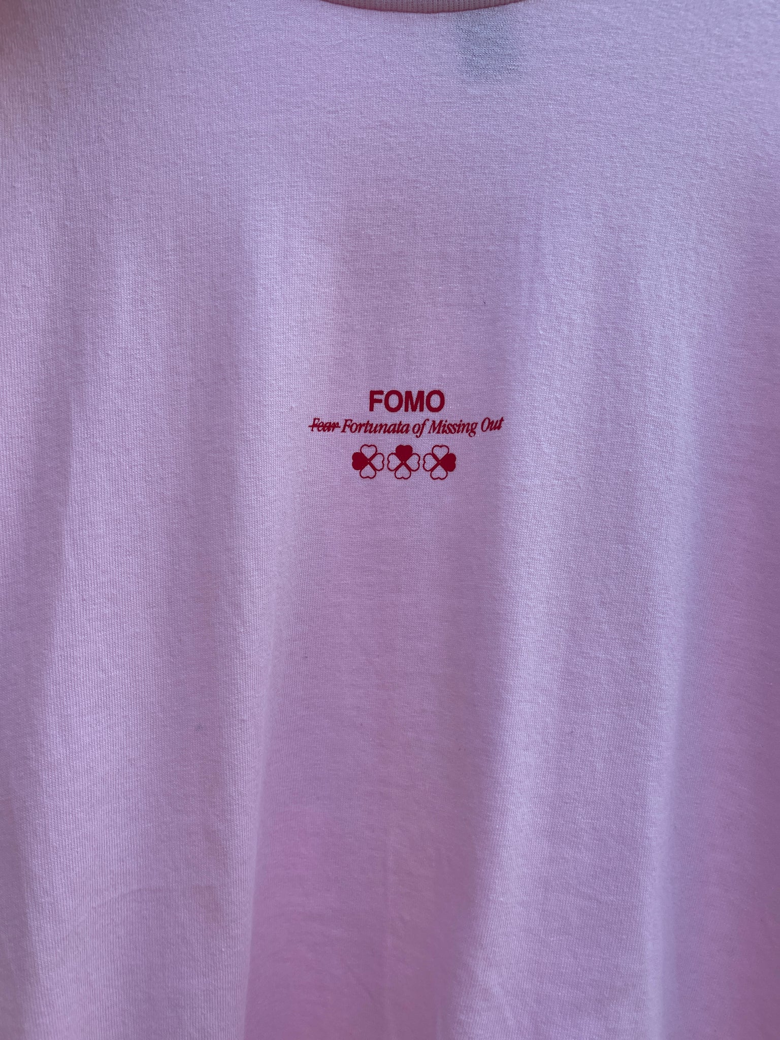 FOMO Tee Raspberry